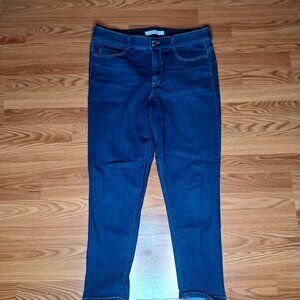 Straight Leg Blue Jeans